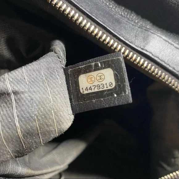 Chanel Timeless vintage satchel - Picture 15 of 16